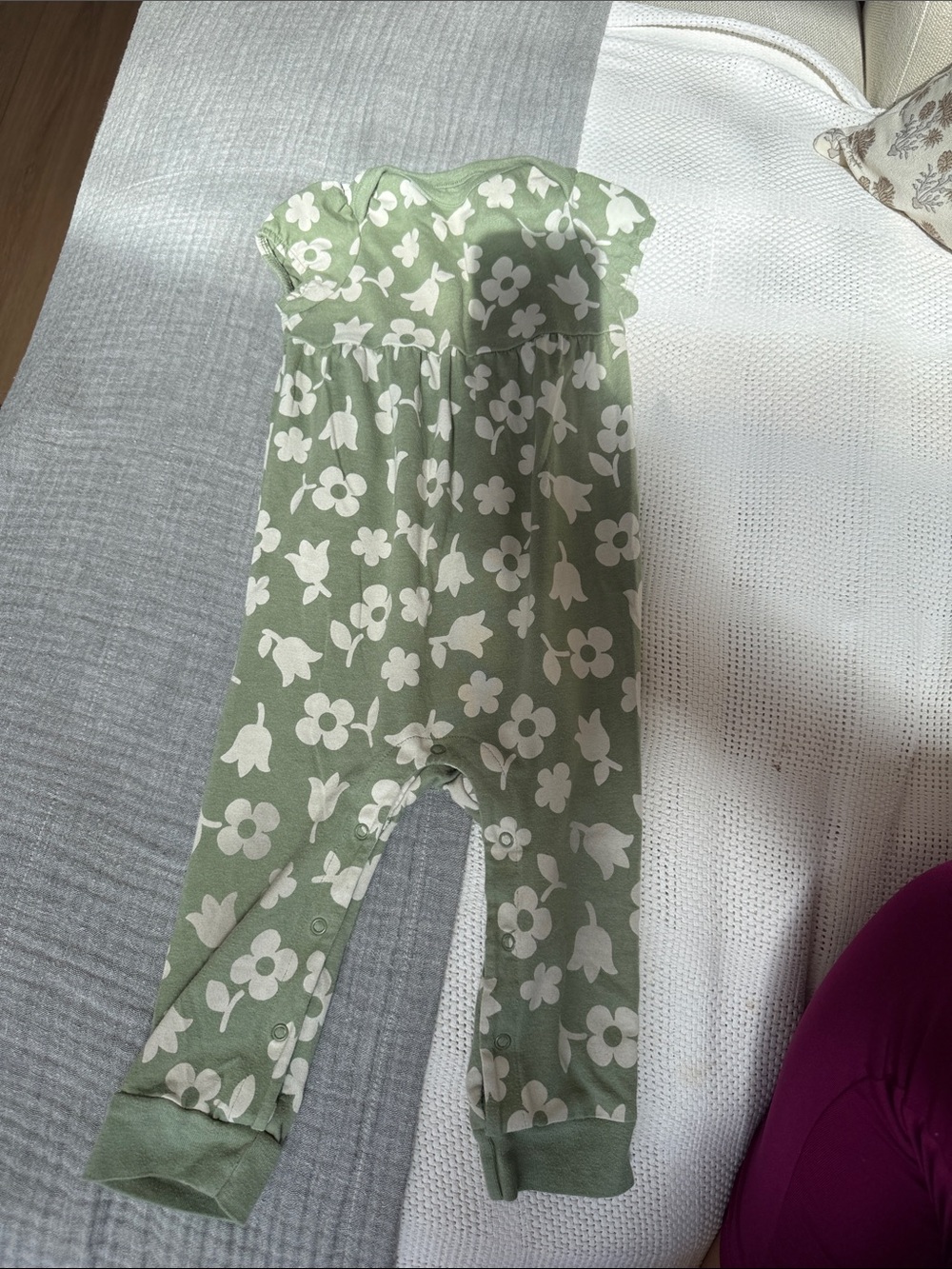 Cat & Jack Green Floral Sleeveless Baby Romper
